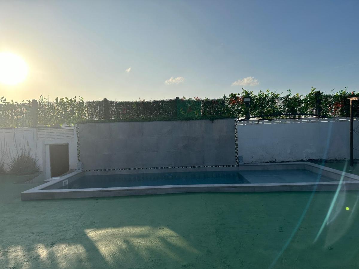 منزل الضيف تيلدي  في Valtisya Pool And Airport المظهر الخارجي الصورة